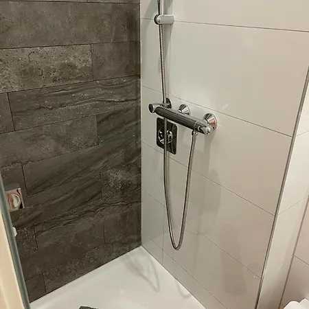 Fam. Honnef Appartement Hannover Buitenkant foto